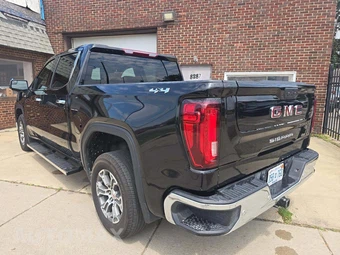 2025 GMC Sierra 1500 SLT Crew Cab Short Bed 4SA - miniatura 2