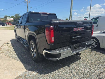 2025 GMC Sierra 1500 SLT Crew Cab Short Bed 4SA - miniatura 2