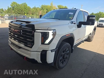 2025 GMC Sierra 2500HD AT4 Crew Cab Medium Bed 4SB