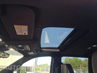 2025 GMC Sierra 2500HD AT4 Crew Cab Medium Bed 4SB - miniatura 17