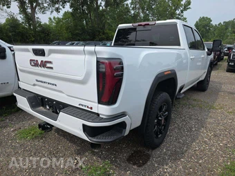 2025 GMC Sierra 2500HD AT4 Crew Cab Medium Bed 4SB - miniatura 3