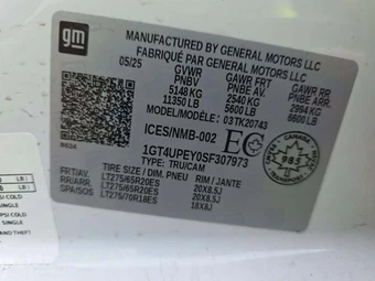 2025 GMC Sierra 2500HD AT4 Crew Cab Medium Bed 4SB - miniatura 5