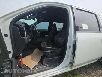 2025 GMC Sierra 2500HD AT4 Crew Cab Medium Bed 4SB - miniatura 6