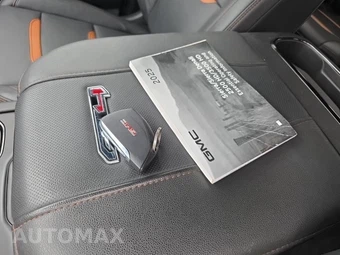 2025 GMC Sierra 2500HD AT4 Crew Cab Medium Bed 4SB - miniatura 21