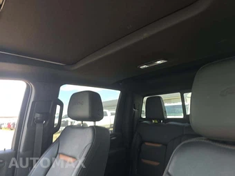 2025 GMC Sierra 2500HD AT4 Crew Cab Medium Bed 4SB - miniatura 11