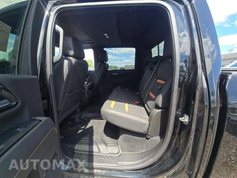 2025 GMC Sierra 2500HD AT4 Crew Cab Medium Bed 4SB - miniatura 13