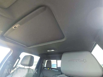 2025 GMC Sierra 2500HD AT4 Crew Cab Medium Bed 4SB - miniatura 8