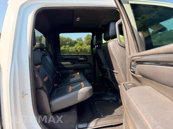 2025 GMC Sierra 2500HD AT4 Crew Cab Medium Bed 4SB - miniatura 16