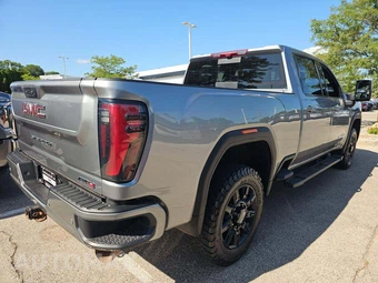 2025 GMC Sierra 2500HD AT4 Crew Cab Medium Bed 4SB - miniatura 3