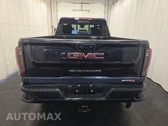 2025 GMC Sierra 2500HD AT4 Crew Cab Medium Bed 4SB - miniatura 5