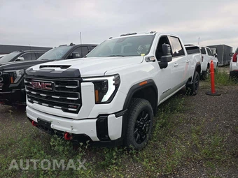 2025 GMC Sierra 2500HD AT4 Crew Cab Medium Bed 4SB