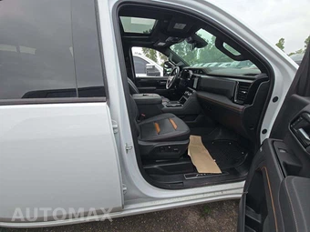 2025 GMC Sierra 2500HD AT4 Crew Cab Medium Bed 4SB - miniatura 18