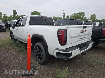 2025 GMC Sierra 2500HD AT4 Crew Cab Medium Bed 4SB - miniatura 2