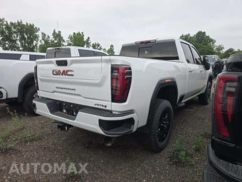 2025 GMC Sierra 2500HD AT4 Crew Cab Medium Bed 4SB - miniatura 3