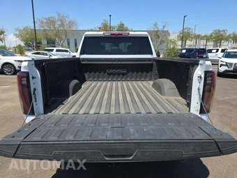 2025 GMC Sierra 2500HD AT4 Crew Cab Medium Bed 4SB - miniatura 11