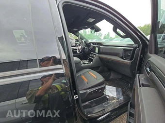 2025 GMC Sierra 2500HD AT4 Crew Cab Medium Bed 4SB - miniatura 18