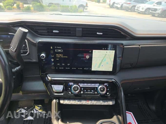 2025 GMC Sierra 2500HD AT4 Crew Cab Medium Bed 4SB - miniatura 10