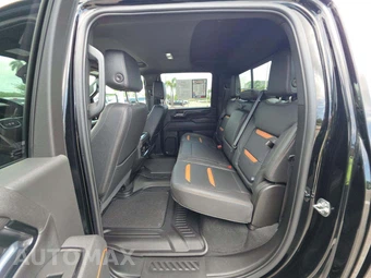 2025 GMC Sierra 2500HD AT4 Crew Cab Medium Bed 4SB - miniatura 13