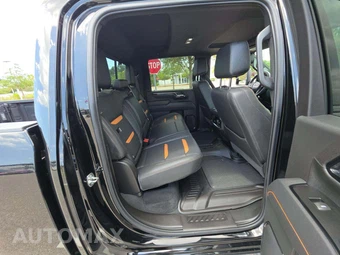 2025 GMC Sierra 2500HD AT4 Crew Cab Medium Bed 4SB - miniatura 16