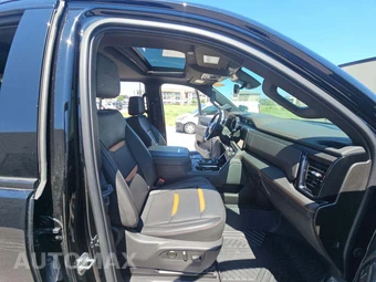 2025 GMC Sierra 2500HD AT4 Crew Cab Medium Bed 4SB - miniatura 18