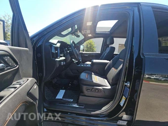 2025 GMC Sierra 2500HD AT4 Crew Cab Medium Bed 4SB - miniatura 6