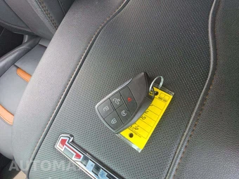 2025 GMC Sierra 2500HD AT4 Crew Cab Medium Bed 4SB - miniatura 5