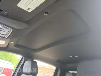 2025 GMC Sierra 2500HD AT4 Crew Cab Medium Bed 4SB - miniatura 8