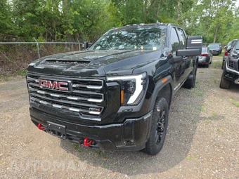 2025 GMC Sierra 2500HD AT4 Crew Cab Medium Bed 4SB