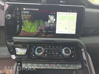 2025 GMC Sierra 2500HD AT4 Crew Cab Medium Bed 4SB - miniatura 10