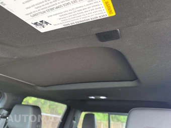 2025 GMC Sierra 2500HD AT4 Crew Cab Medium Bed 4SB - miniatura 11