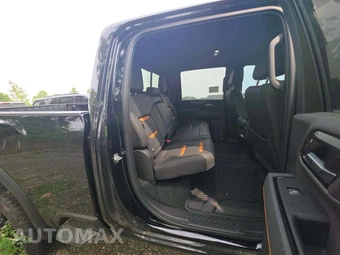 2025 GMC Sierra 2500HD AT4 Crew Cab Medium Bed 4SB - miniatura 16