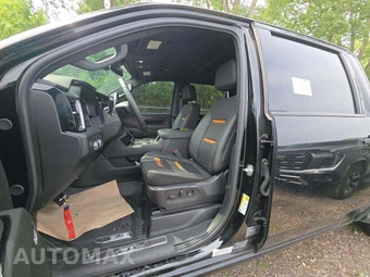 2025 GMC Sierra 2500HD AT4 Crew Cab Medium Bed 4SB - miniatura 6