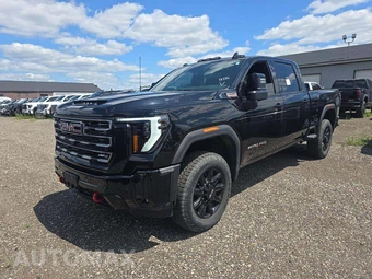 2025 GMC Sierra 2500HD AT4 Crew Cab Medium Bed 4SB