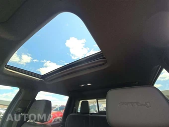 2025 GMC Sierra 2500HD AT4 Crew Cab Medium Bed 4SB - miniatura 11