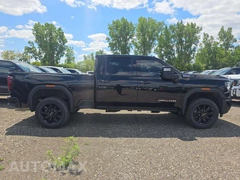 2025 GMC Sierra 2500HD AT4 Crew Cab Medium Bed 4SB - miniatura 3