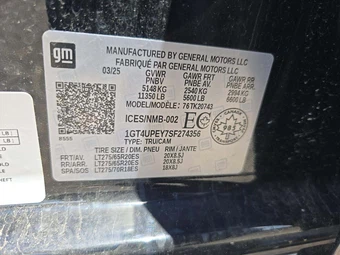 2025 GMC Sierra 2500HD AT4 Crew Cab Medium Bed 4SB - miniatura 5