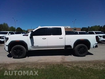 2025 GMC Sierra 2500HD AT4 Crew Cab Medium Bed 4SB - miniatura 3