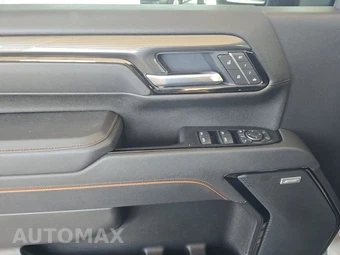 2025 GMC Sierra 2500HD AT4 Crew Cab Medium Bed 4SB - miniatura 9