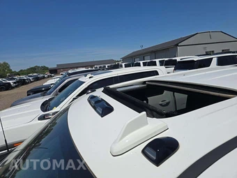2025 GMC Sierra 2500HD AT4 Crew Cab Medium Bed 4SB - miniatura 11