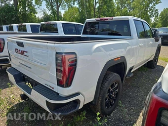2025 GMC Sierra 2500HD AT4 Crew Cab Medium Bed 4SB - miniatura 3