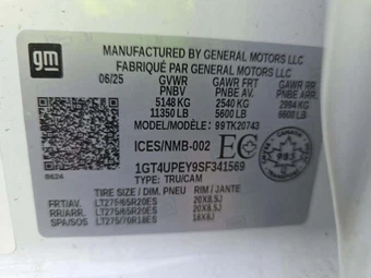 2025 GMC Sierra 2500HD AT4 Crew Cab Medium Bed 4SB - miniatura 5