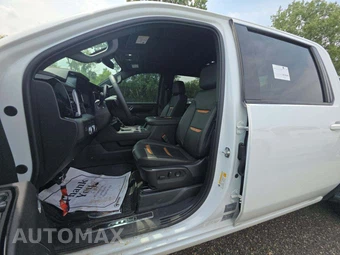 2025 GMC Sierra 2500HD AT4 Crew Cab Medium Bed 4SB - miniatura 6