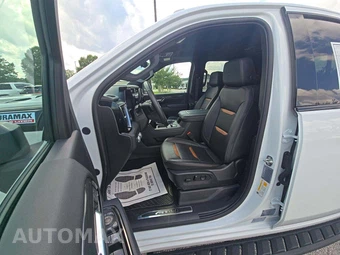 2025 GMC Sierra 2500HD AT4 Crew Cab Medium Bed 4SB - miniatura 3