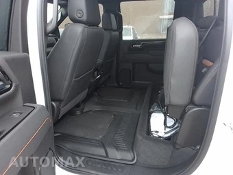2025 GMC Sierra 2500HD AT4 Crew Cab Medium Bed 4SB - miniatura 11