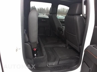2025 GMC Sierra 2500HD AT4 Crew Cab Medium Bed 4SB - miniatura 12