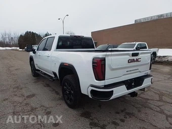2025 GMC Sierra 2500HD AT4 Crew Cab Medium Bed 4SB - miniatura 3