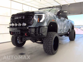 2025 GMC Sierra 2500HD AT4X Crew Cab Medium Bed 4SG
