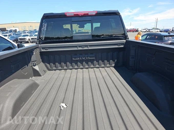 2025 GMC Sierra 2500HD AT4X Crew Cab Medium Bed 4SG - miniatura 16