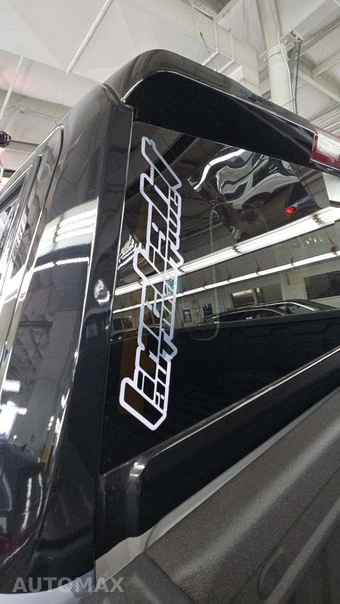 2025 GMC Sierra 2500HD AT4X Crew Cab Medium Bed 4SG - miniatura 30