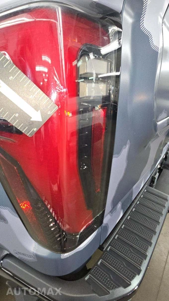 2025 GMC Sierra 2500HD AT4X Crew Cab Medium Bed 4SG - miniatura 37